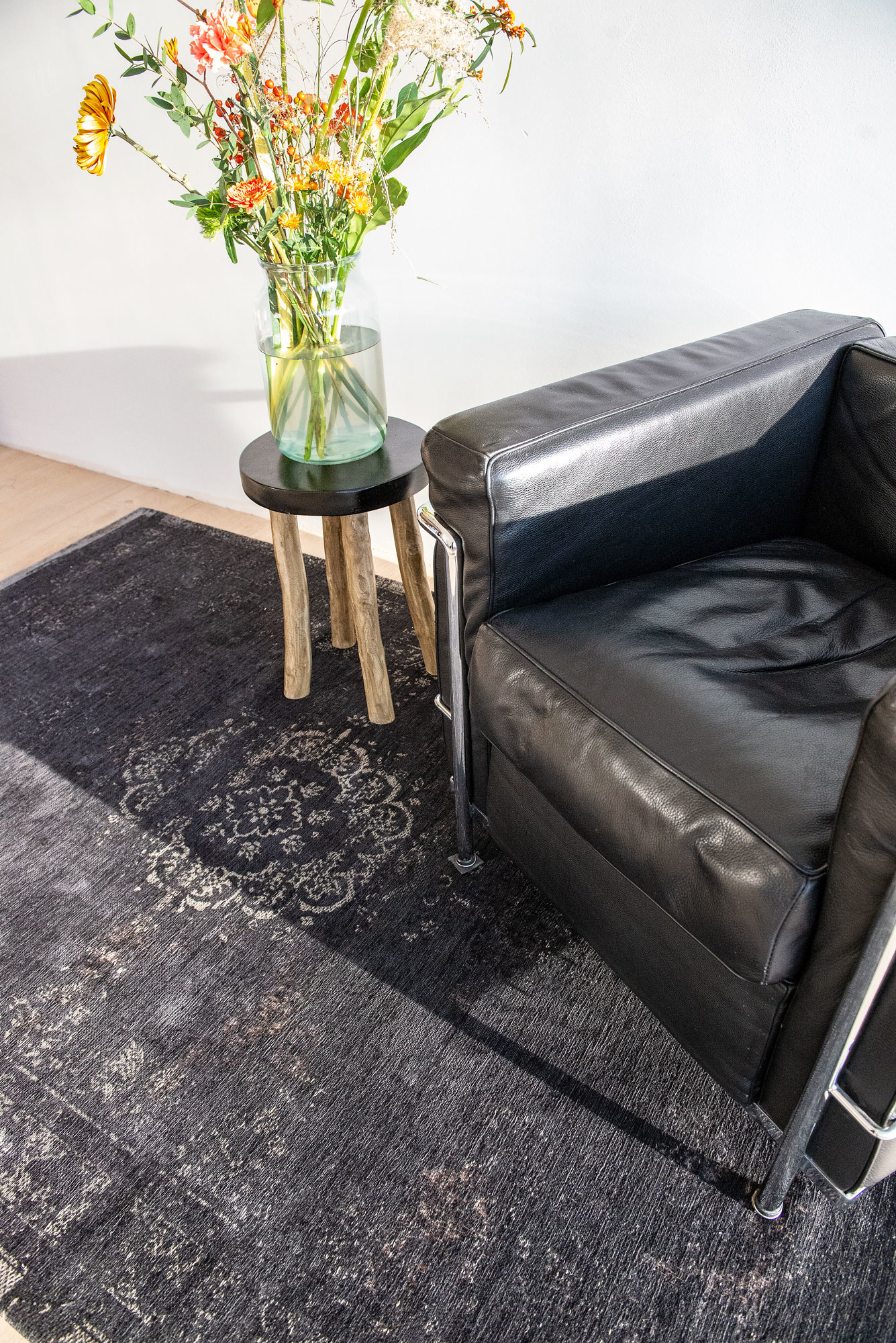 Tappeto Stile Vintage Nero Minerale 8263