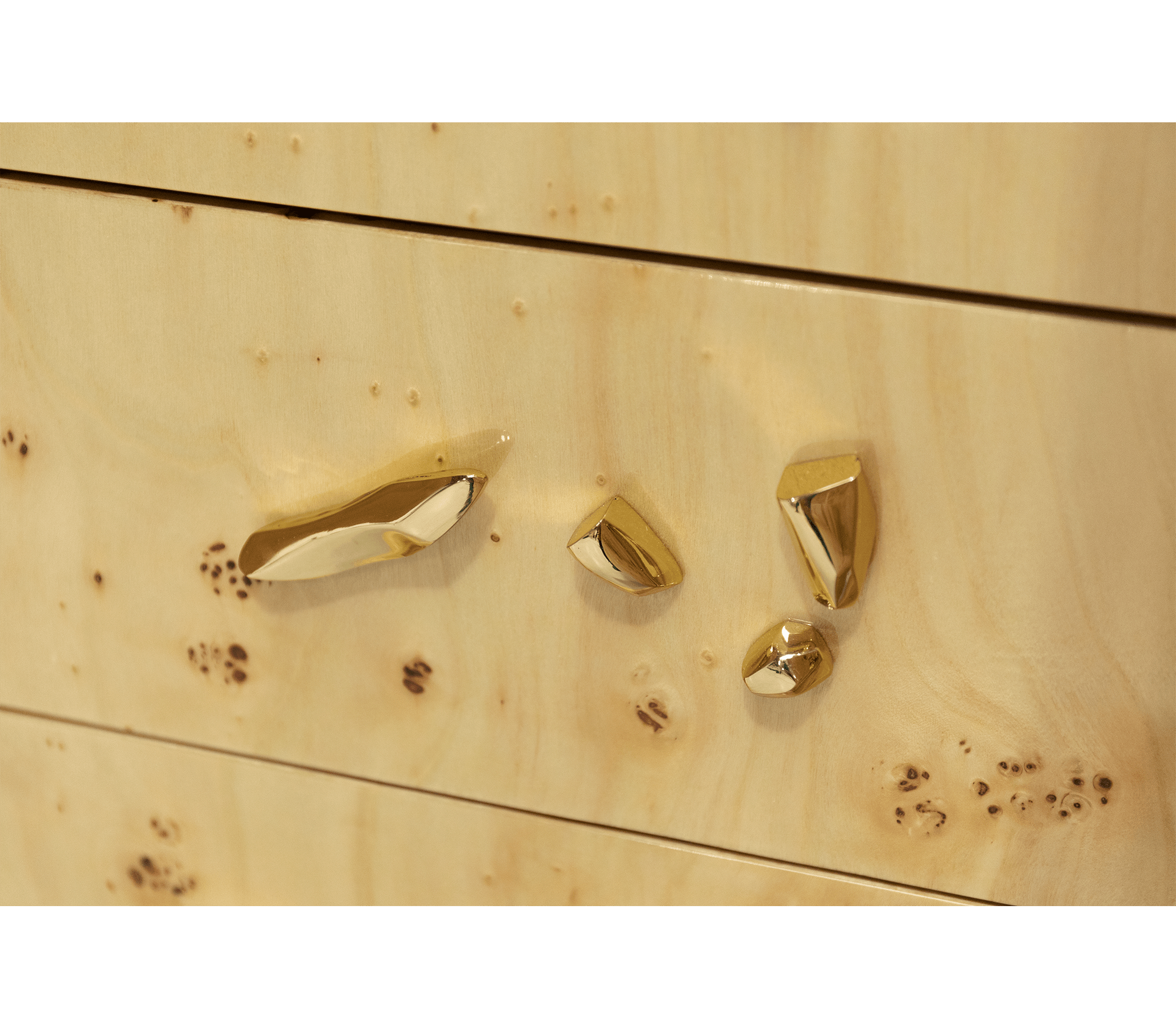 Mobile in Pioppo Fissure Mobile in Pioppo Fissure