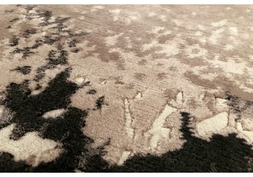 Tappeto Topoo | Misura: 170 × 240 cm Tappeto Topoo | Misura: 170 × 240 cm