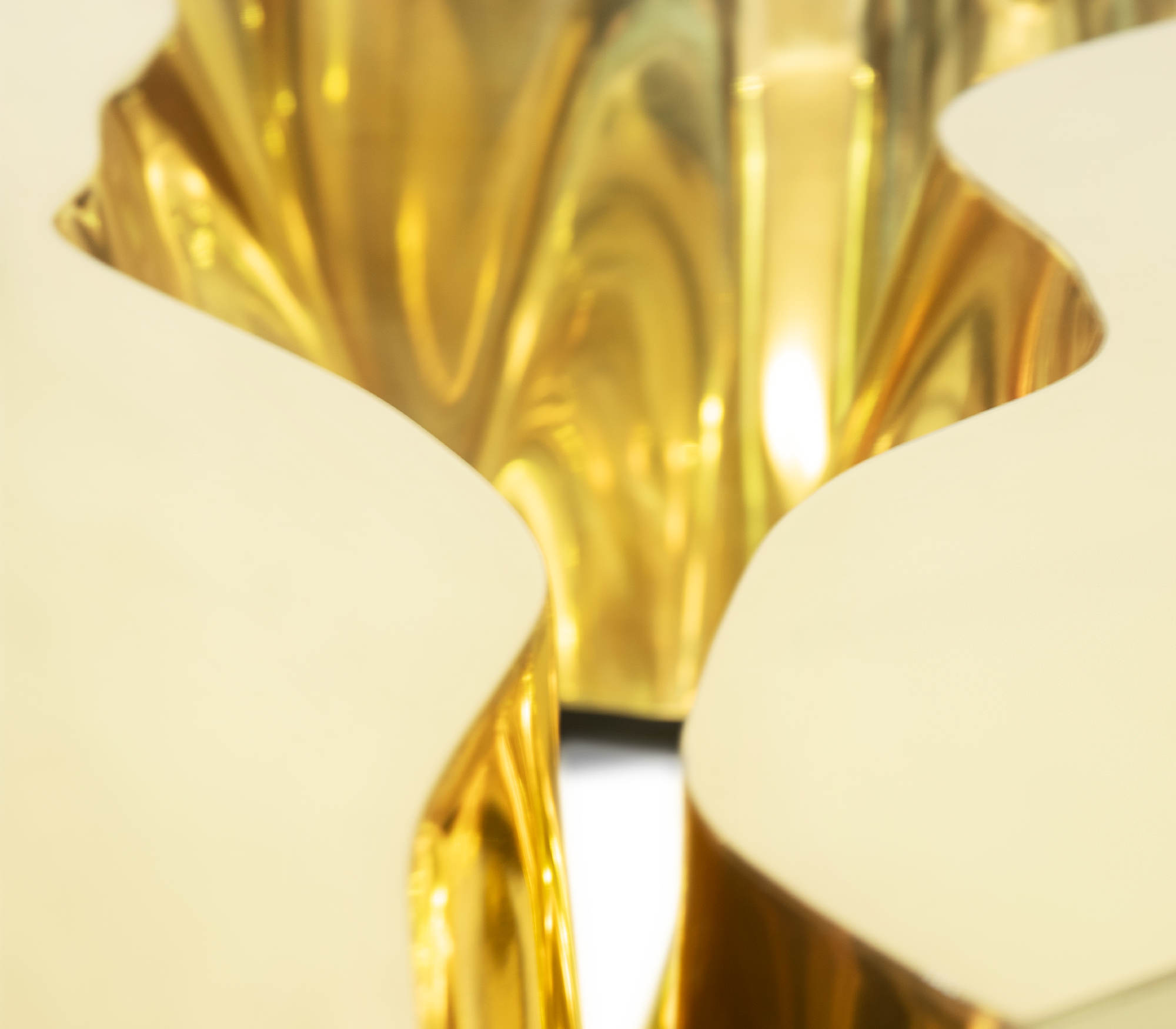 Tavolino da Caffè in Foglia Oro Fissure