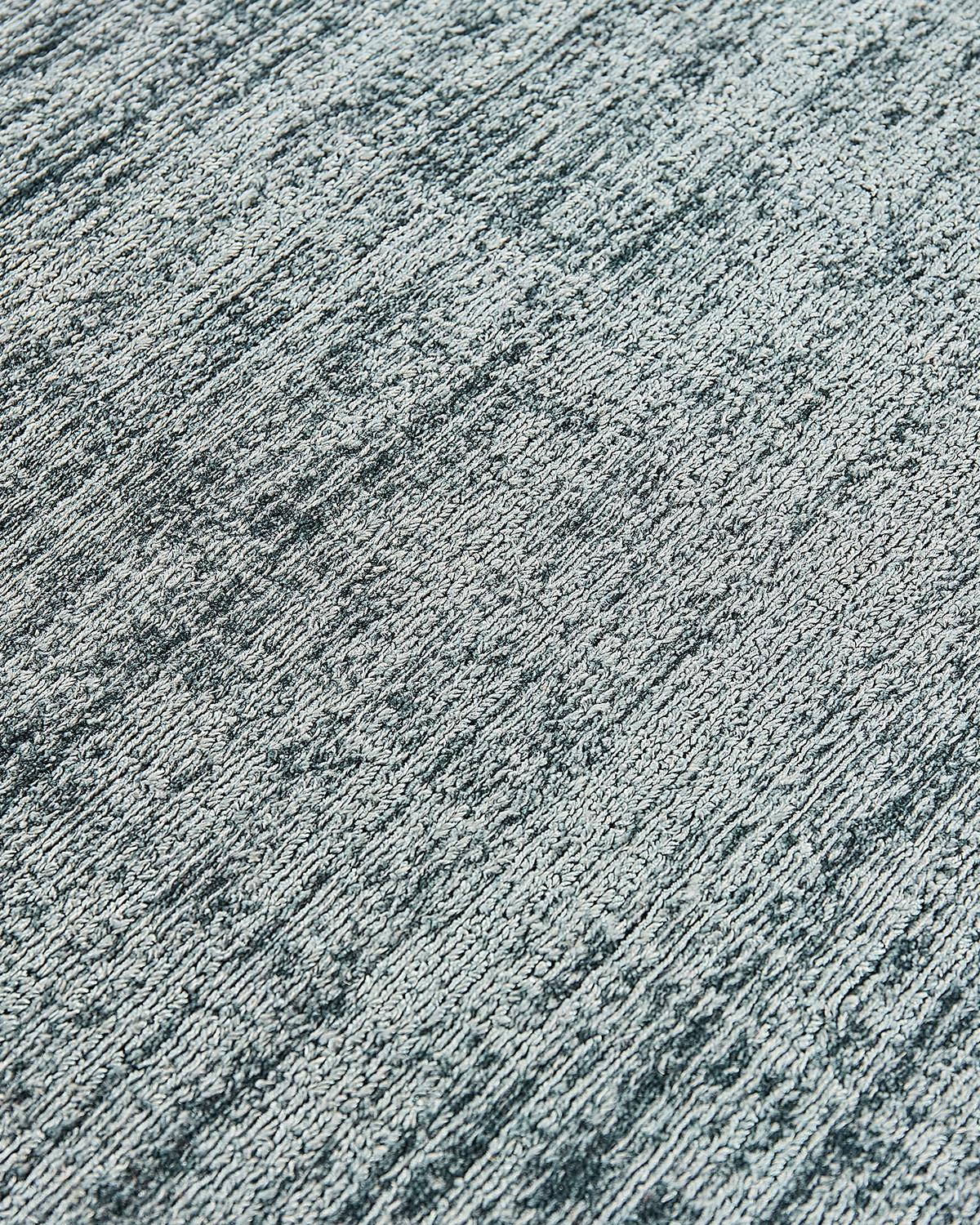 Tappeto Seta Banana Azzurro Cipria | Misura: 170 × 240 cm