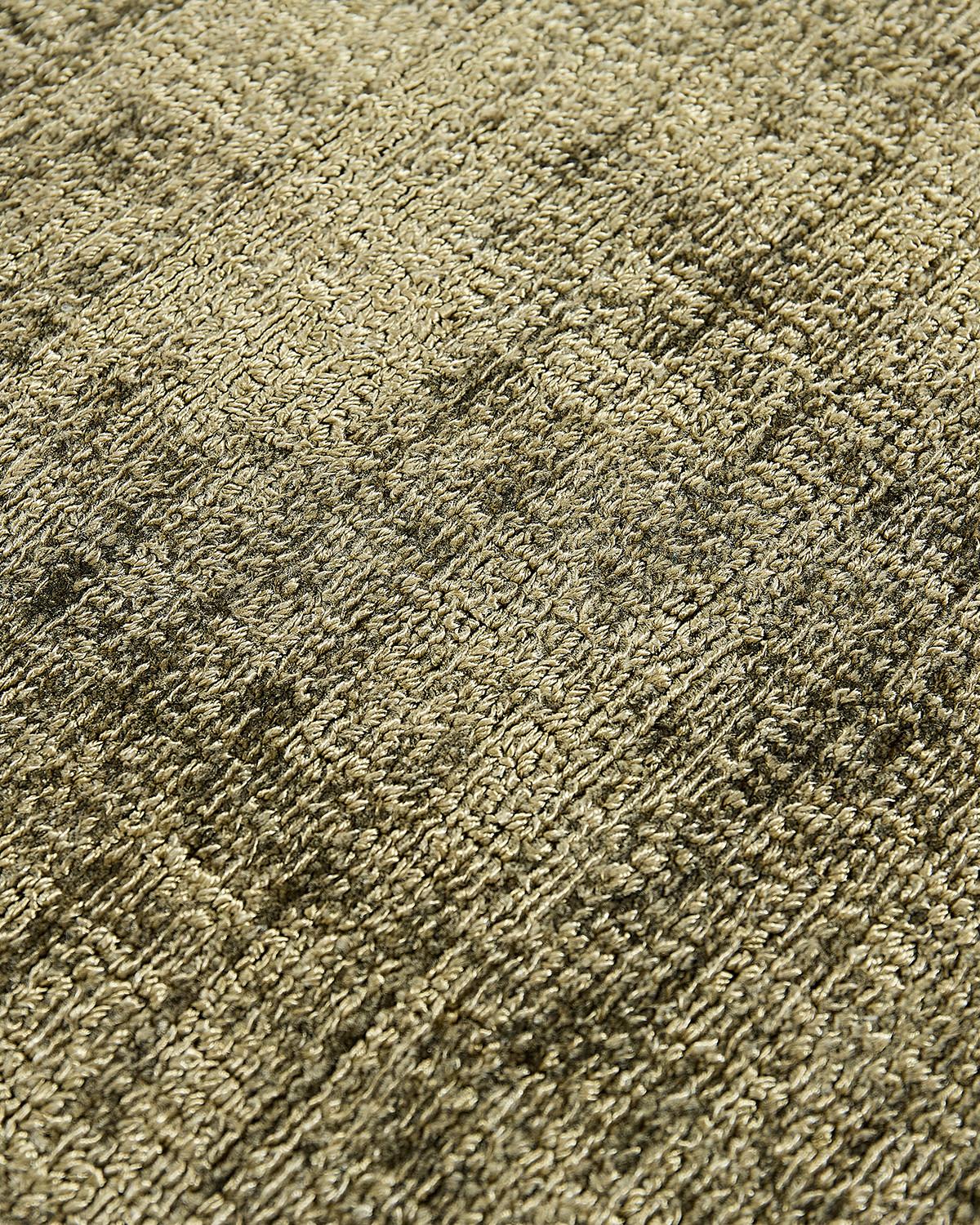 Tappeto Seta Banana Verde Oliva | Misura: 170 × 240 cm