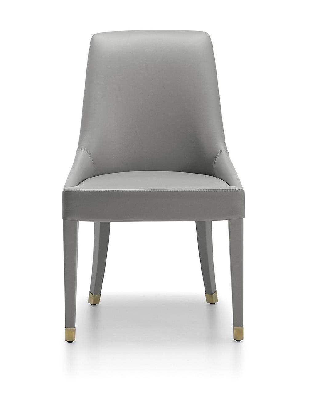 Sedia Affair con Piedi in Metallo Sedia Affair con Piedi in Metallo