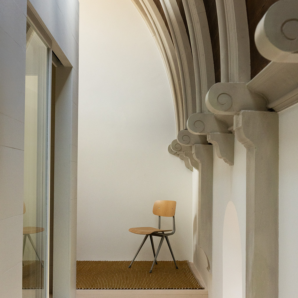 Tappeto Cornice Senape | Misura: 250 x 350 cm